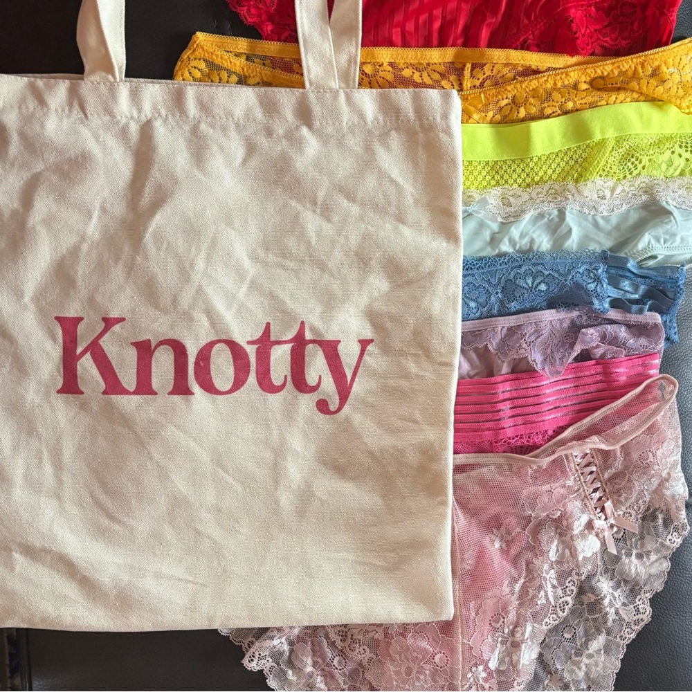 Knotty Tote Bag with Colorful Lace Panties Bundle